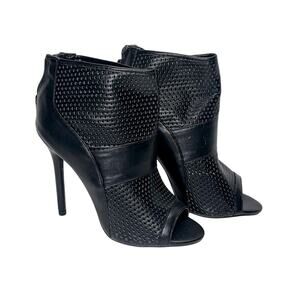 IZABELLA RUE 4 in peep toe heel 7.5 whimsigoth goth punk rock